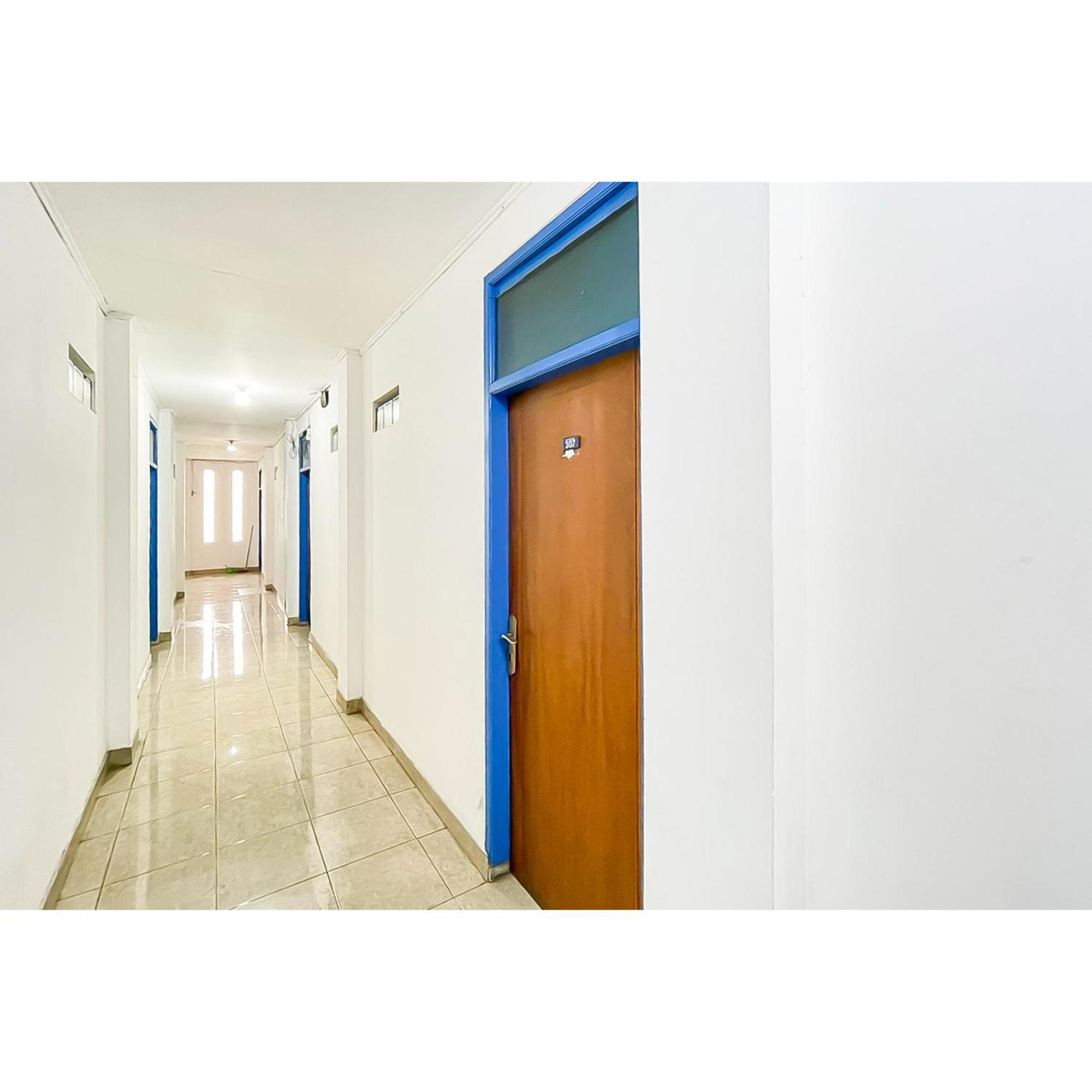 Wisma Pkbi Jabar Mitra Reddoorz Bandung Exterior photo